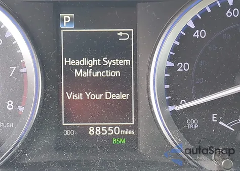 2018 Toyota Highlander Xle z USA, uszkodzony, nr VIN 5TDKZRFHXJS541362